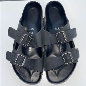 Birkenstock Arizona Leather Black Big Buckle sandals